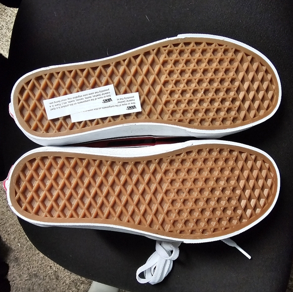 BNWOB Red Old Skool high top Vans - Picture 3 of 5